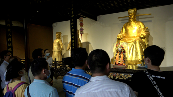 8188www威尼斯党总支组织开展“强党性、树党风、守党纪”主题党日活动